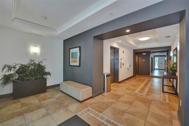 Photo - 2401 NE 65th St Unit 609