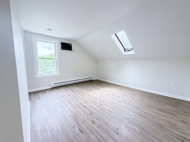 Photo - 146 Prospect St Unit 3