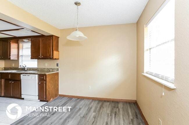 Photo - 8817 NW 82nd St