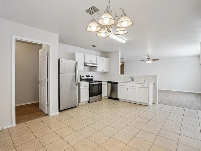 Photo - 4933 Parkrise Dr