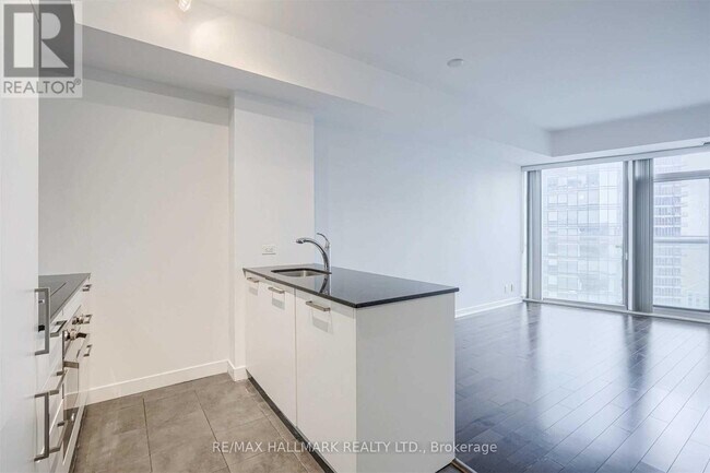 Photo - 12 York St Unit 2303