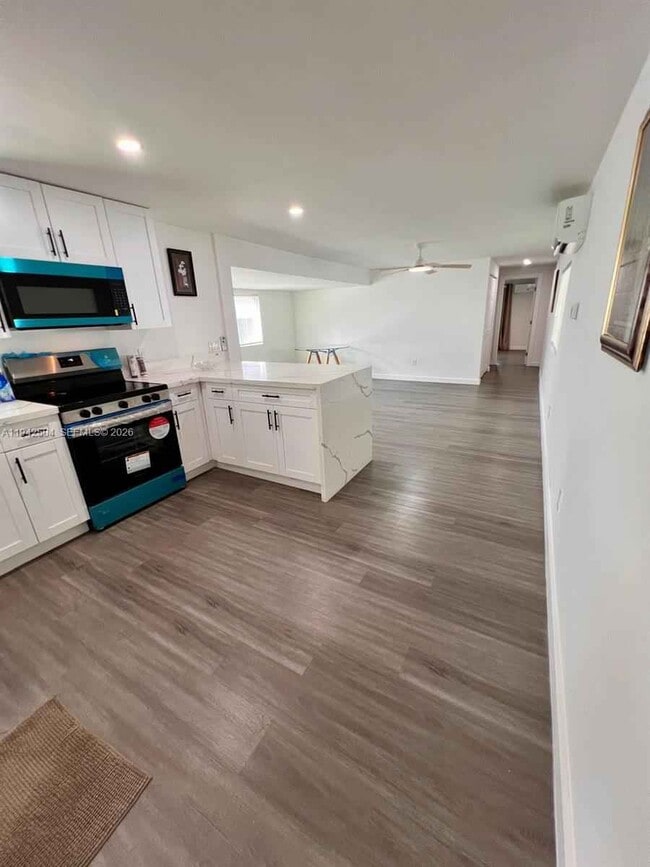 Photo - 2901 SW 58th St