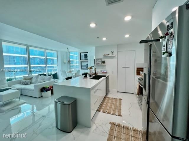 2 br, 2 bath Condo - 300 S Biscayne Blvd A... - 2 br, 2 bath Condo - 300 S Biscayne Blvd A... Unidad Apt 3502