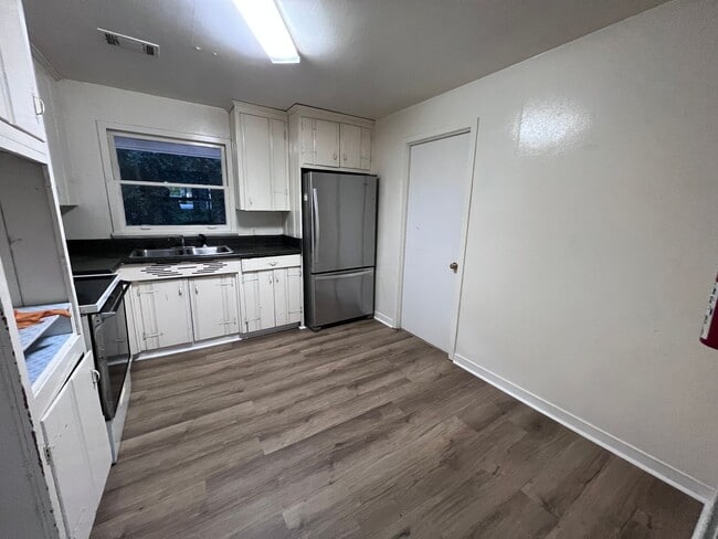 Photo - Charming 2 Bed, 2 Bath Home on North Dean