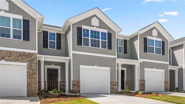 Brand new 3BR 2.5BA Townhome in Kernersville! - Brand new 3BR 2.5BA Townhome in Kernersville!