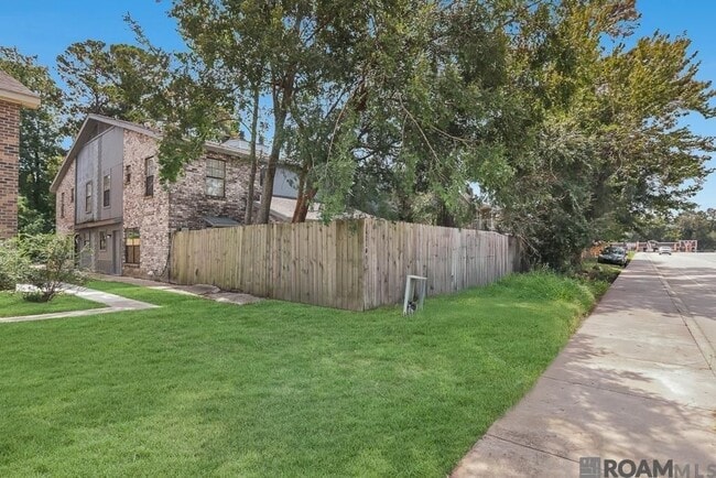 Building Photo - 3421 O'Neal Ln