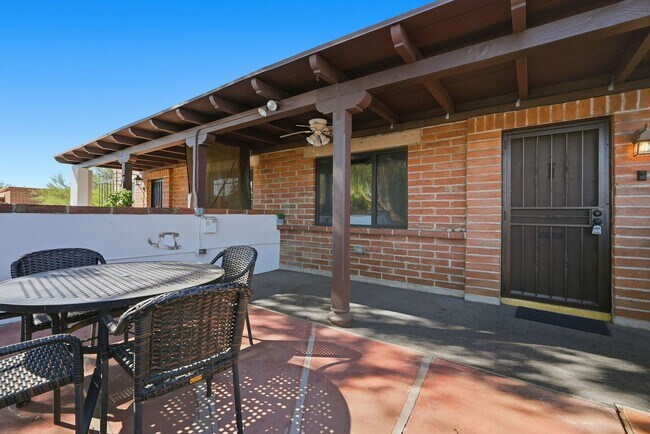 Photo - Charming Furnished, 55+ Community in Green Valley! Unit B