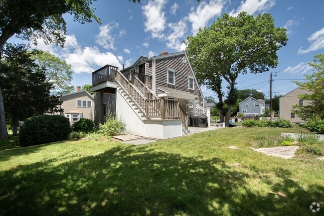Building Photo - 1a Roc-Fall Rd Unit 2 Rental