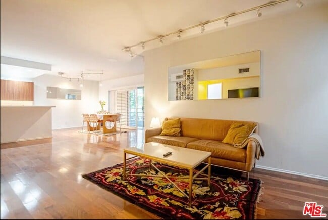 Photo - 1131 Alta Loma Rd Condo Unit 217