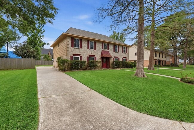 Photo - 8115 Theisswood Rd