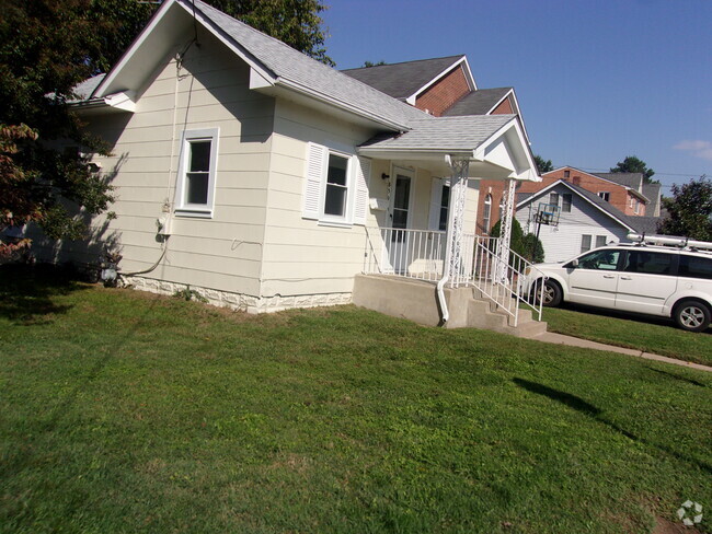 Building Photo - 839 19th St S Rental