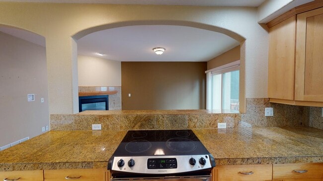 Photo - 1995 S Logan St