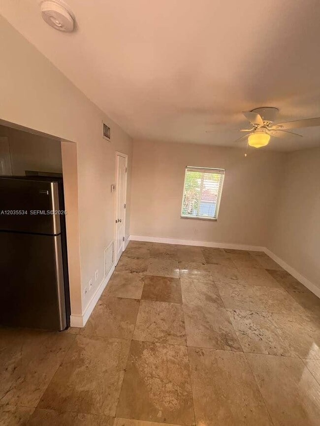 Photo - 544 NE 62nd St Unit 544-8