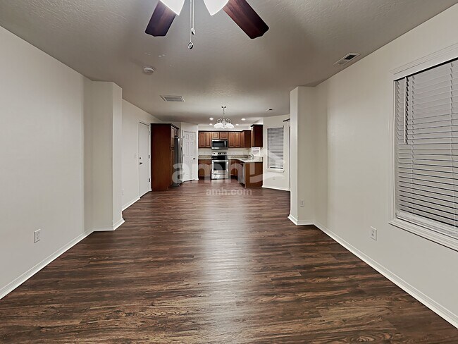 Photo - 2624 N Kristy Ave