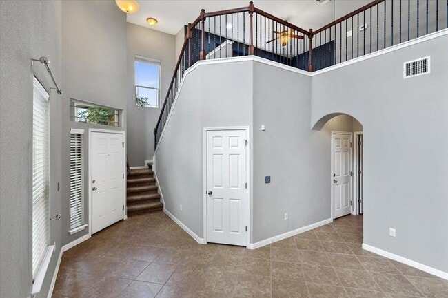 Photo - 9413 Tanager Way