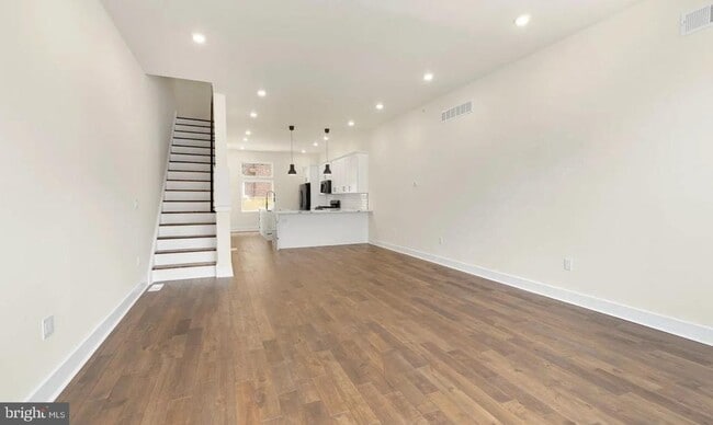 Photo - 2719 Lefevre St