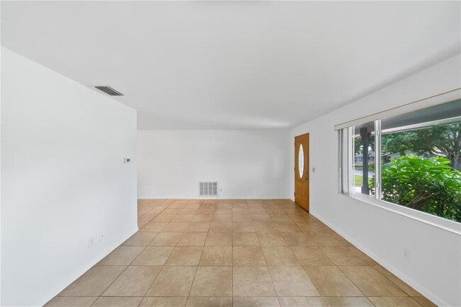 Photo - 1812 Lady Mary Dr