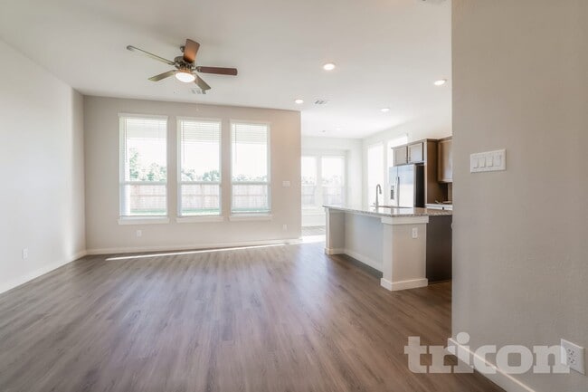 Photo - 2414 Foster Hl Rd