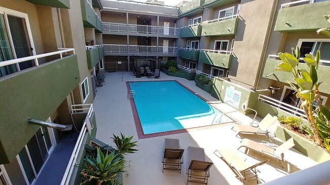 North Tower Apts