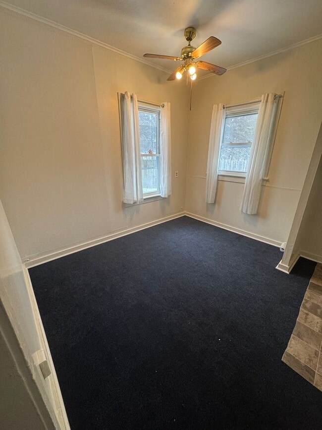 Photo - 822 Oneida St Unidad 2