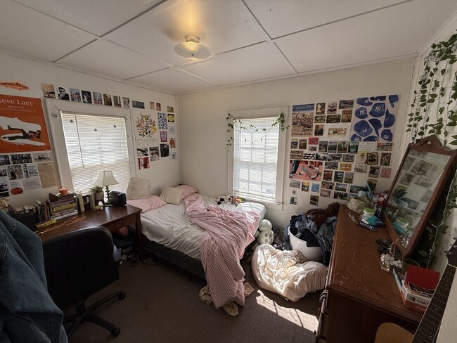 121 Linden Ave