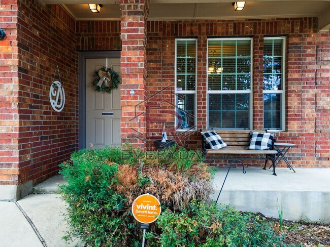 Photo - 9507 Shimla Drive