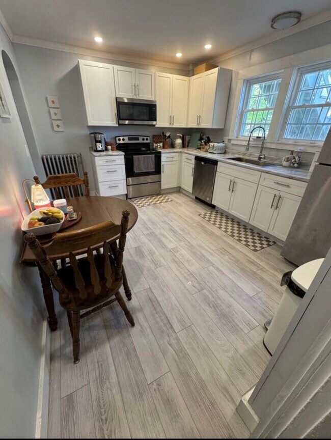 Photo - 413 Hammond St Unit 1