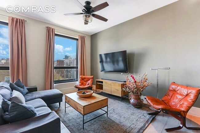 Photo - 288 19th St Unit 3