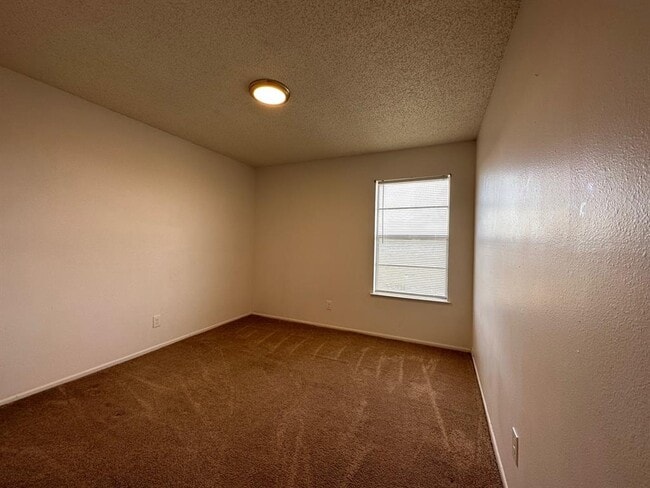 Photo - 1713 Hiawatha Dr