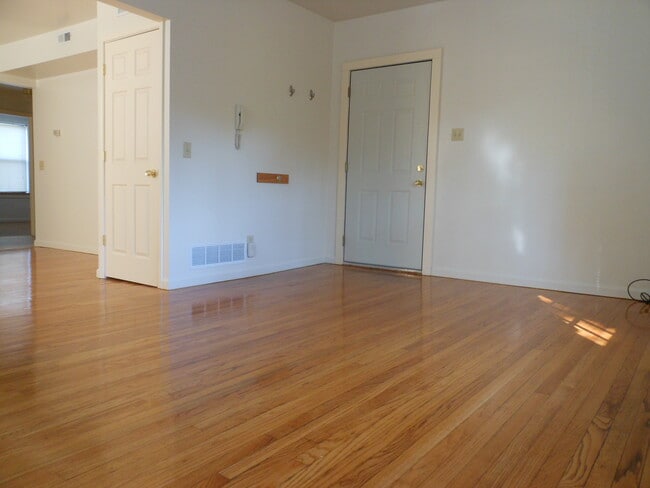 Photo - 6253 Cates Ave Unit #3