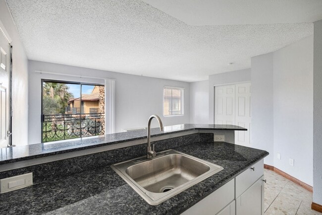 Country Creek Apartments
