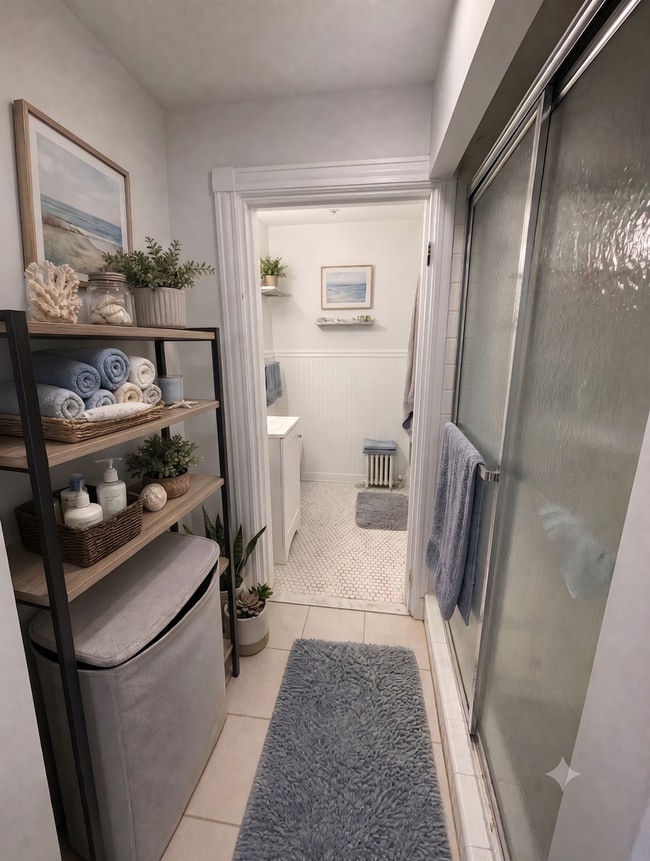 Photo - Charming Back Bay Studio on Beacon Street!
