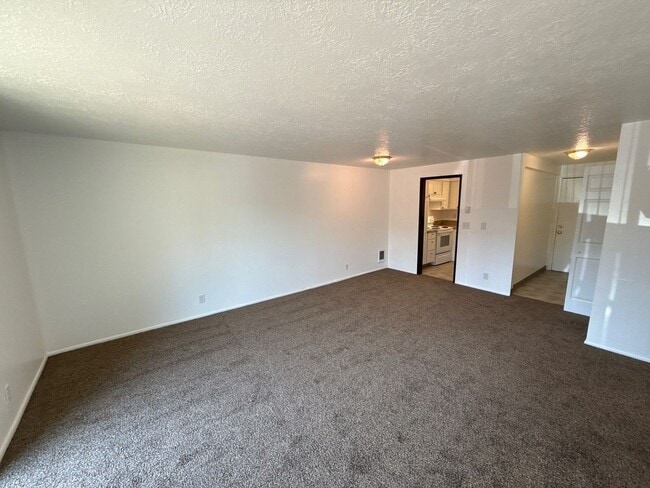 Photo - 1828 Liberty St NE