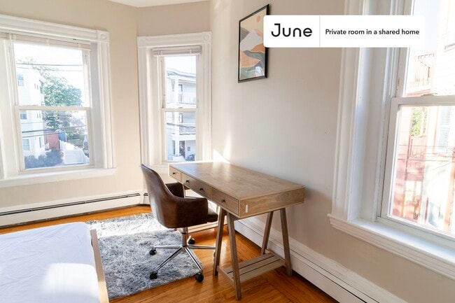 Photo - Room in Shared 4 bed/2 bath home Unidad A