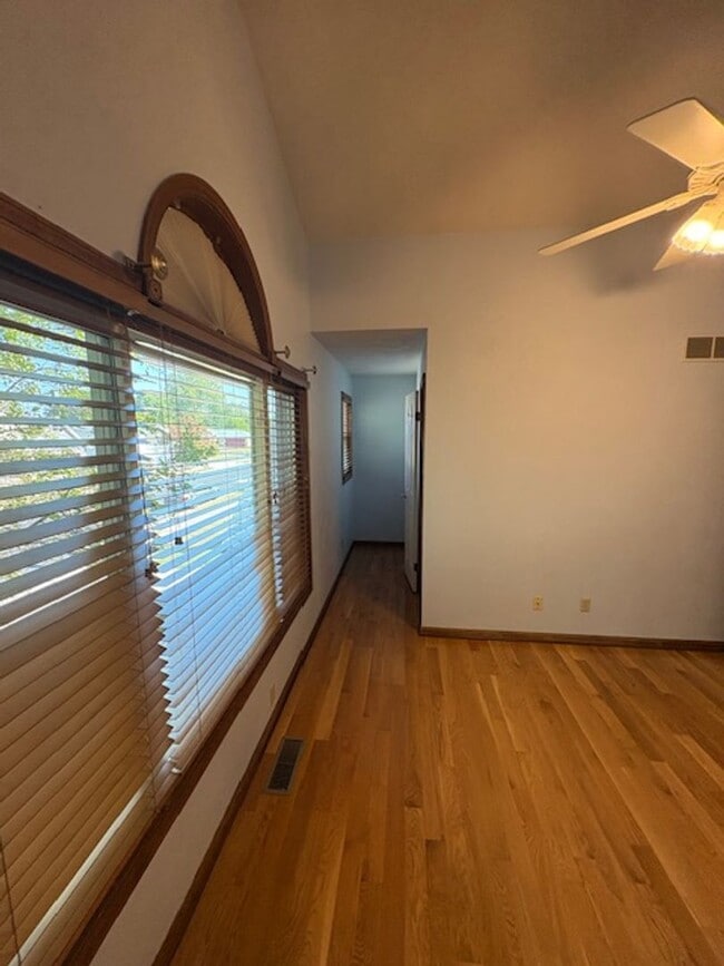 Photo - 3 Bedroom / 3.5 Bath House in Peoria