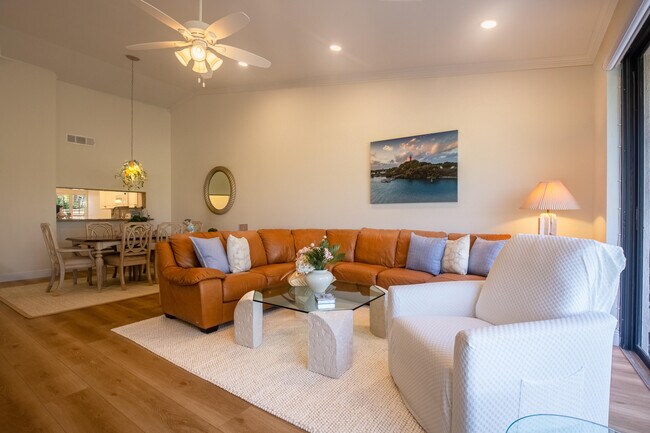 Photo - 533 Prestwick Cir