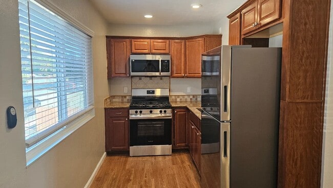 Building Photo - 2318 San Juan Ave Unit 2