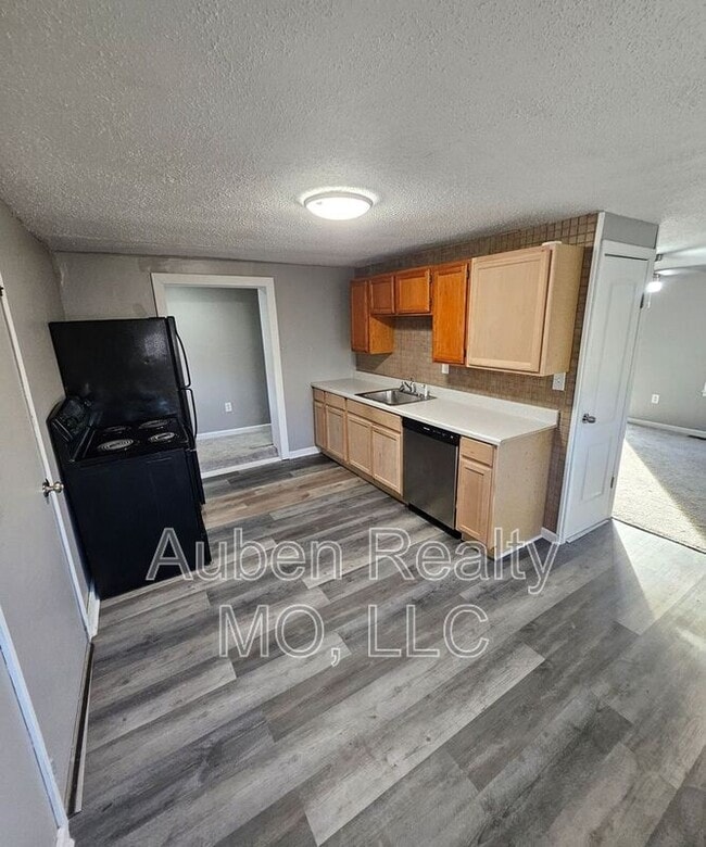 Photo - 3931 NE Hill Haven Rd