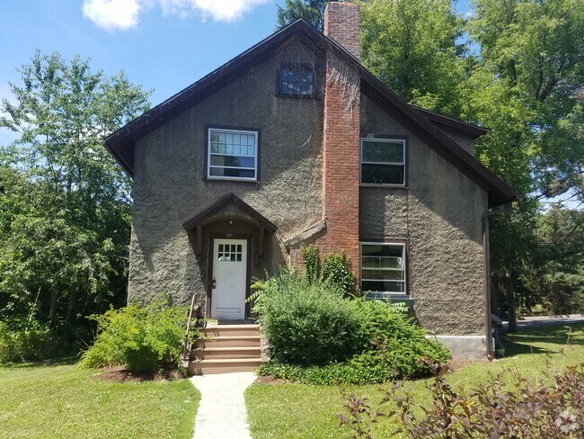 Building Photo - 307 Wait Ave Rental