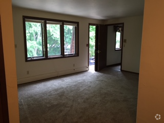 Building Photo - 1690 Western Ave Rental