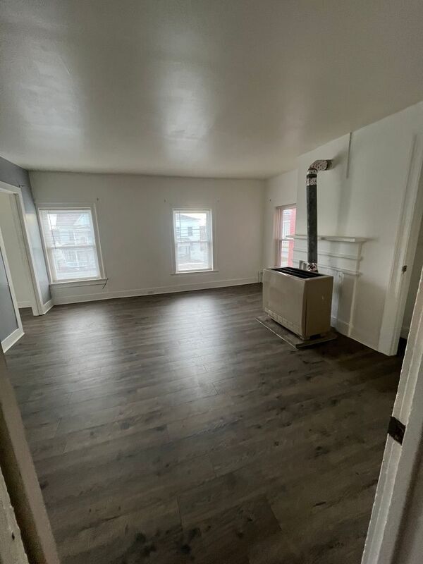 Photo - 78 Genesee St Unit UP