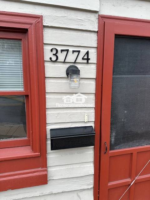 Photo - 3774 St Paul St