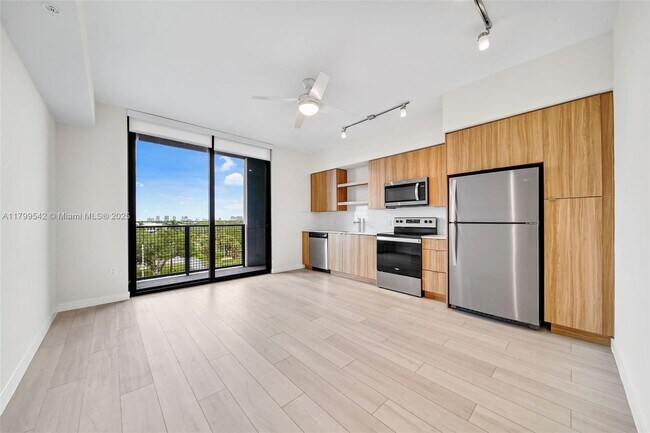 Photo - 555 NE 8th St Apartment Unit 0515