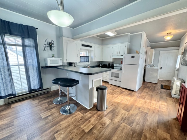 Photo - 23 Mechanic St Unit 2