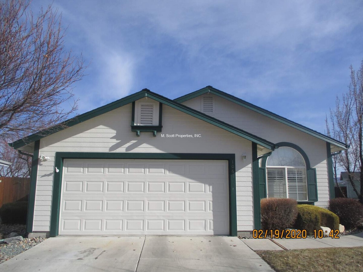 Photo - 1061 Cedar Crest Dr