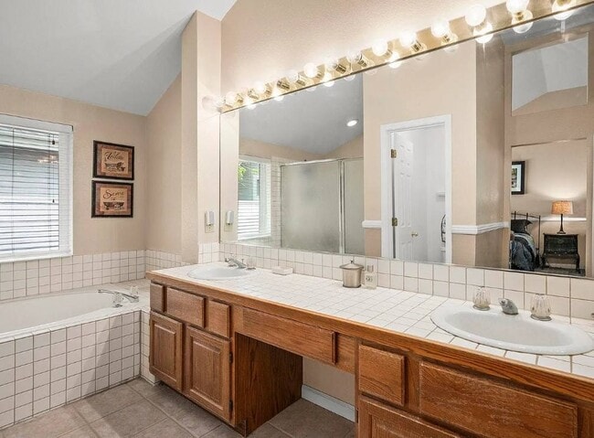 Photo - 3340 Blackstone Ct