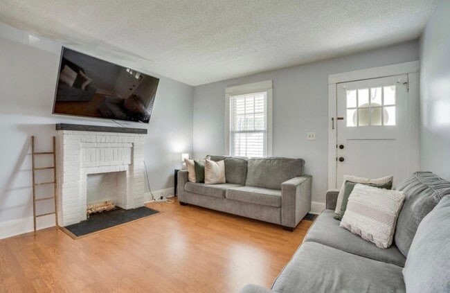Photo - 260 Lexington Ave