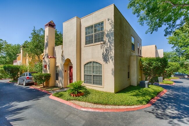 Photo - 207 Grandview Pl