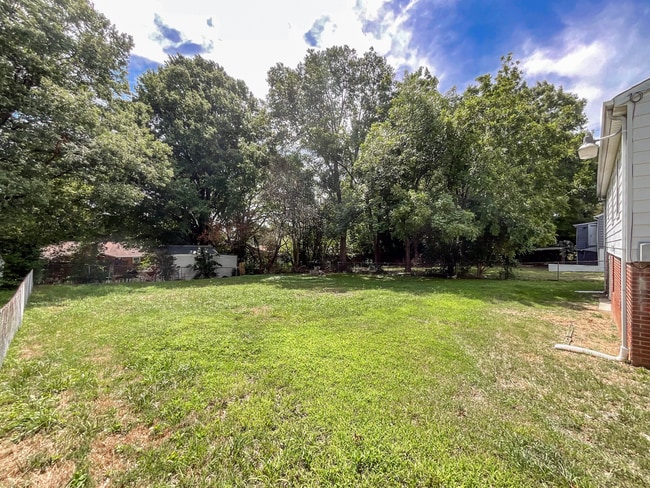 Photo - 1834 Findlay St