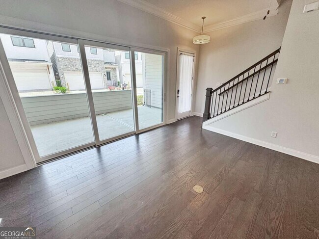 Photo - 671 Stickley Oak Way